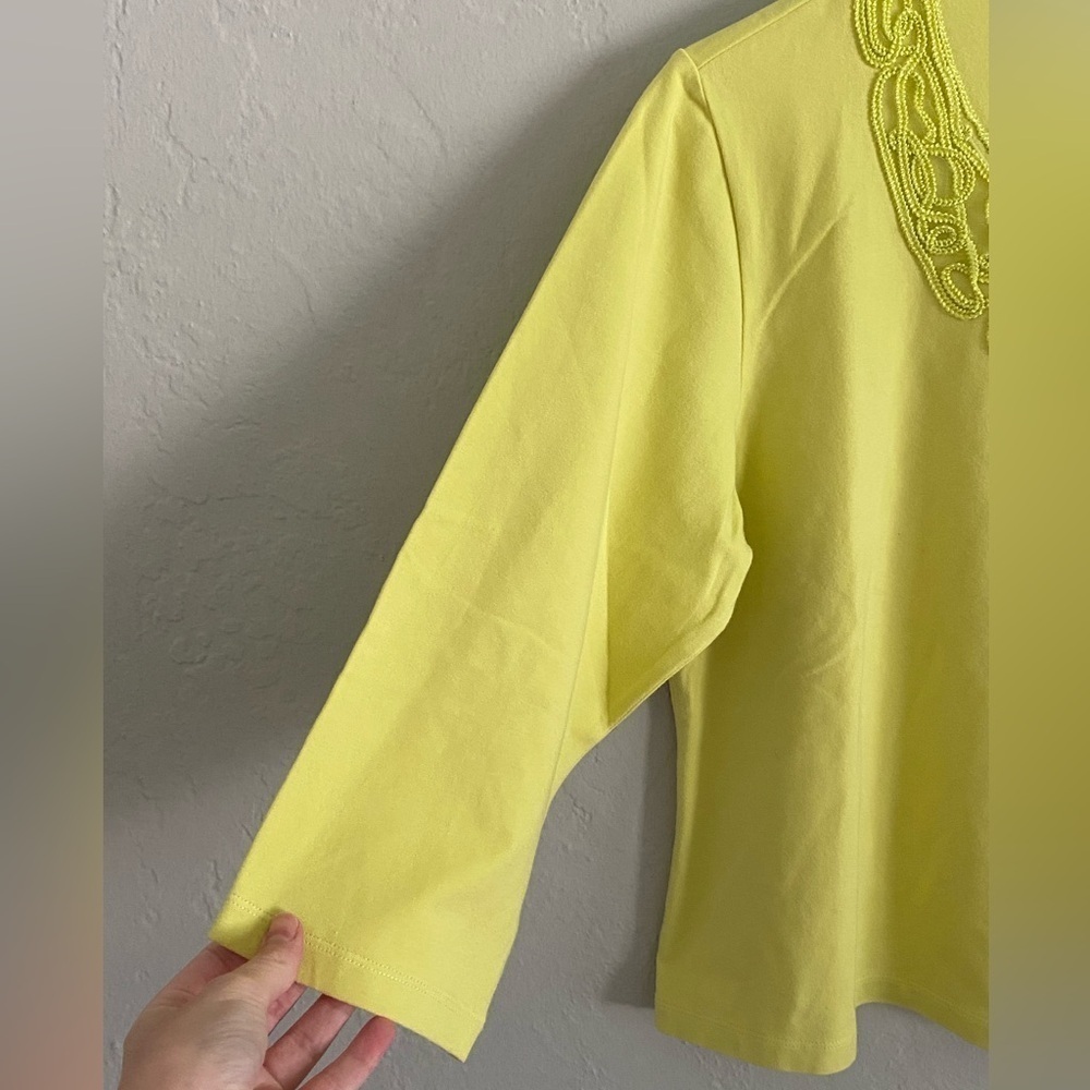 Laura Ashley Women Neon Yellow Embroidered Collar 3/4 Sleeve Cropped Top Size PL - Picture 3 of 8